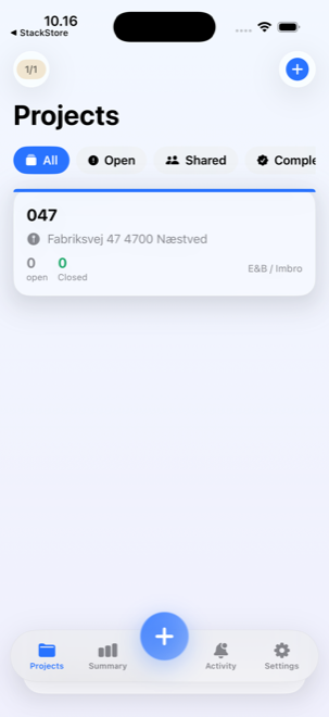 The project list in Capture Snagging & Walk-Downs on iPhone